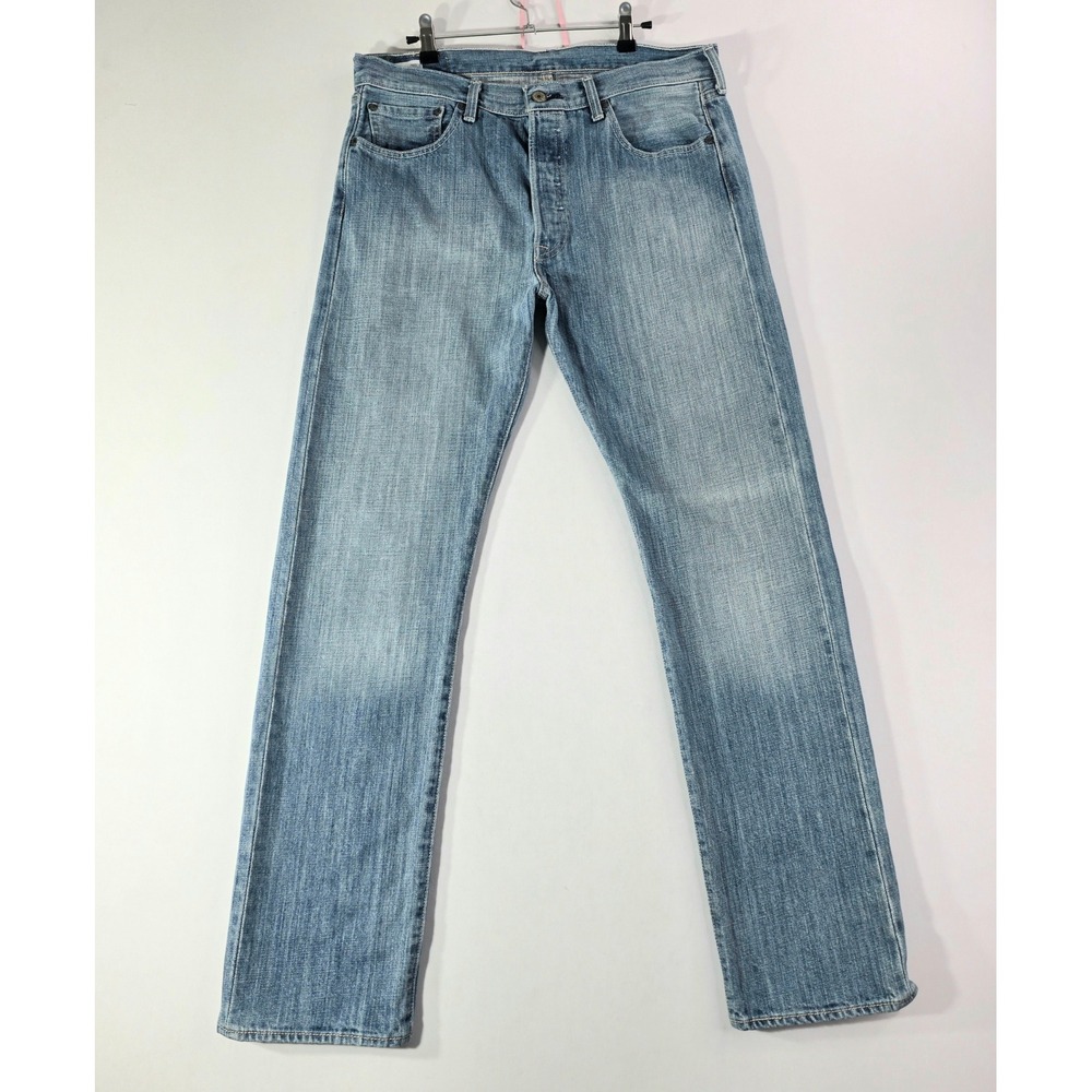 Levis 501 Original Fit Mens Jeans W34 L32 Light Wash Blue Button Fly